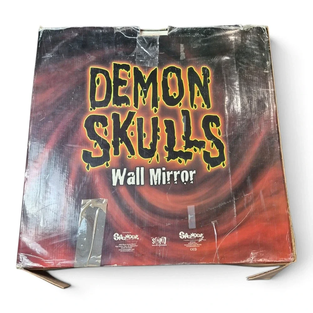 VTG Spencer Gifts Demon Skulls Wall Mirror Gargoyle Gothic Y2K Mall Goth Decor